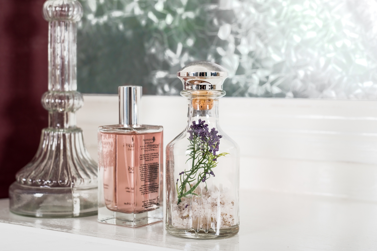 sticle cu parfum de camera