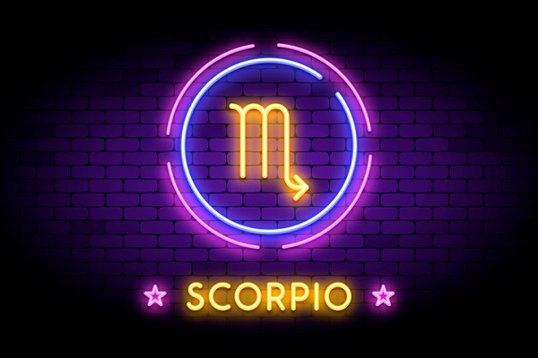 zodia scorpion neon pe perete