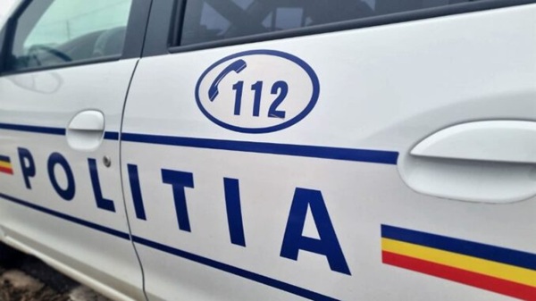 imagine cu masina de politie