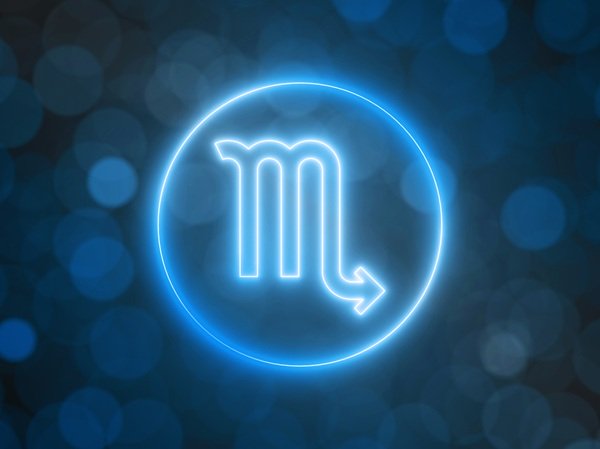 reprezentare semn zodiacal scorpionincadrat in cerc neon albastru
