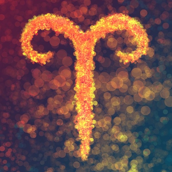 reprezentare a zodiei berbec pe fundal mov