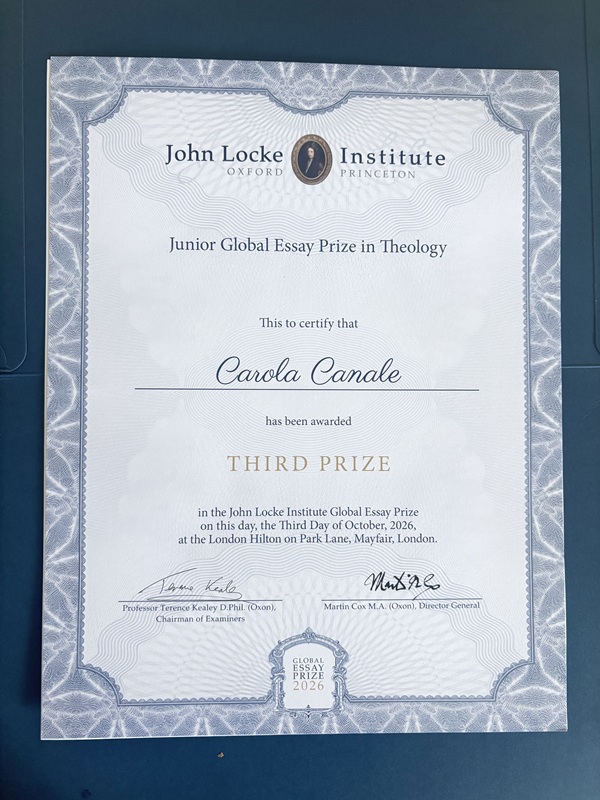 diploma obtinuta de carola la concursul de eseuri