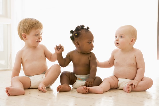 poze bebelusi de rase diferite